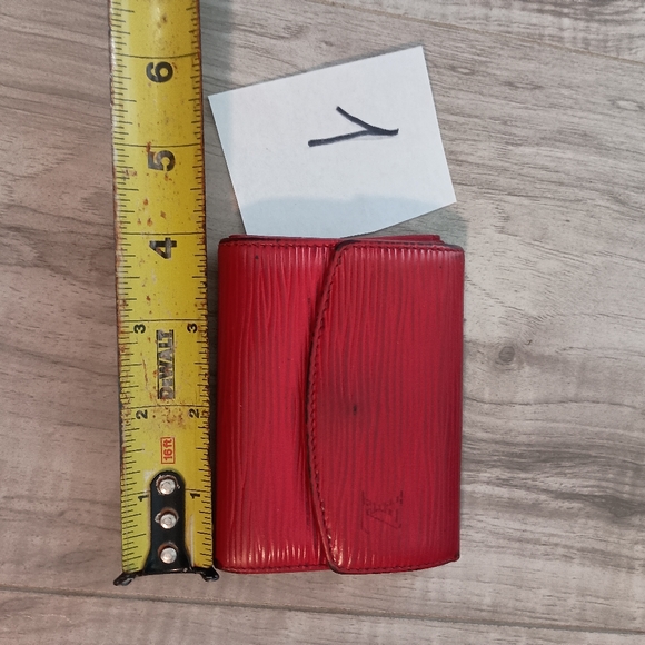 Louis Vuitton Red Leather Epi Change Pouch Coin Card Wallet - Picture 6 of 7
